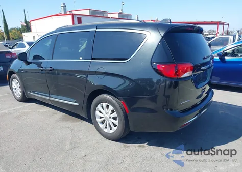 2017 Chrysler Pacifica Touring-L из США, поврежденный, VIN 2C4RC1BG2HR505800